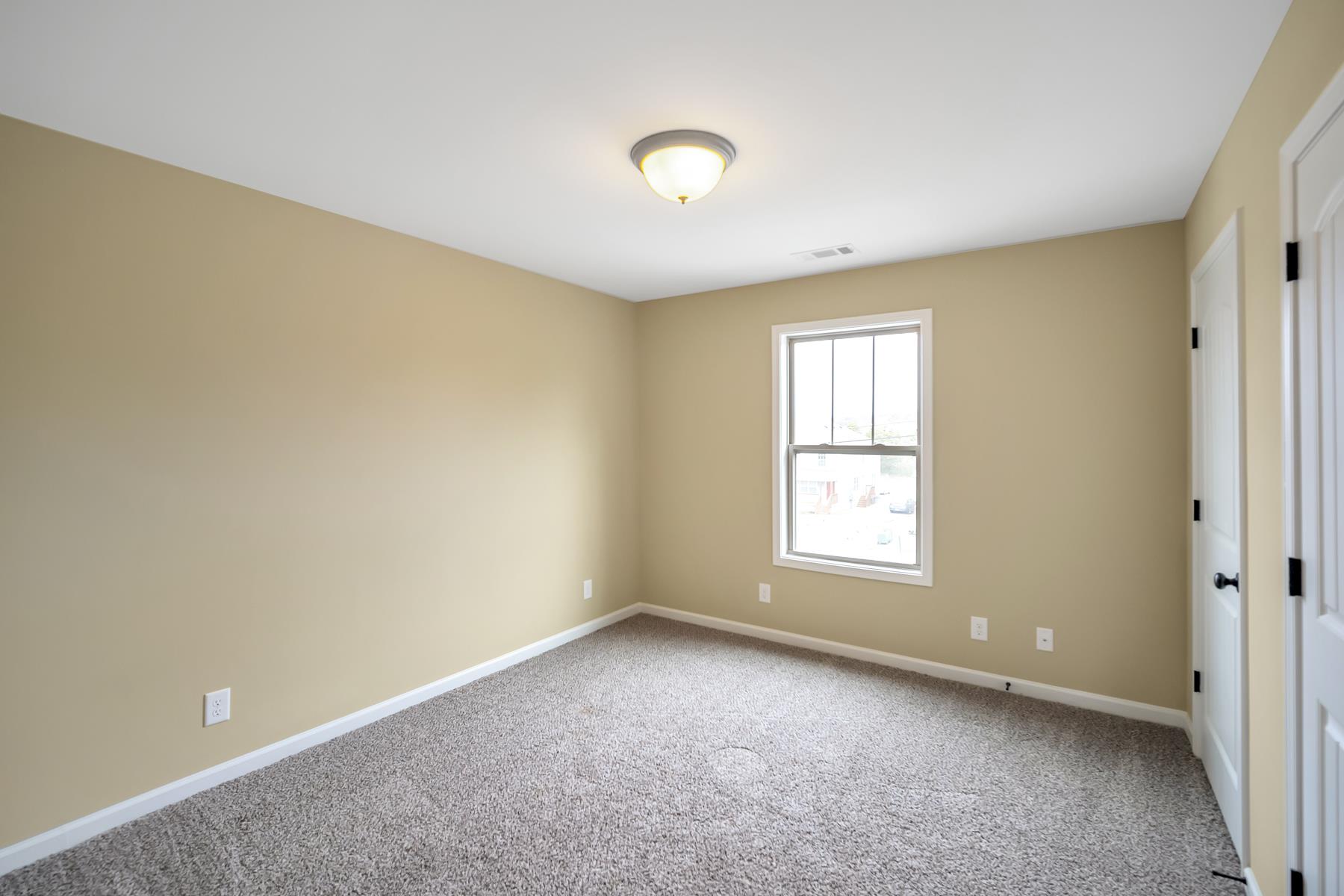 1250 B Bluebird Road Lebanon, TN 37087 - Photo 6 of 10 The 3rd bedroom.