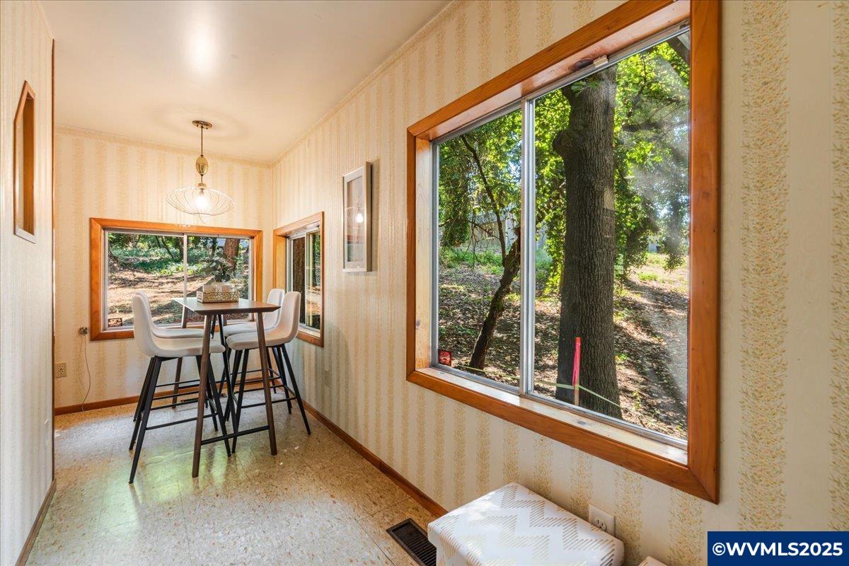 33744 Meeker Road Northeast Albany, OR 97322 - Photo 22 of 44 Gallery Image 22