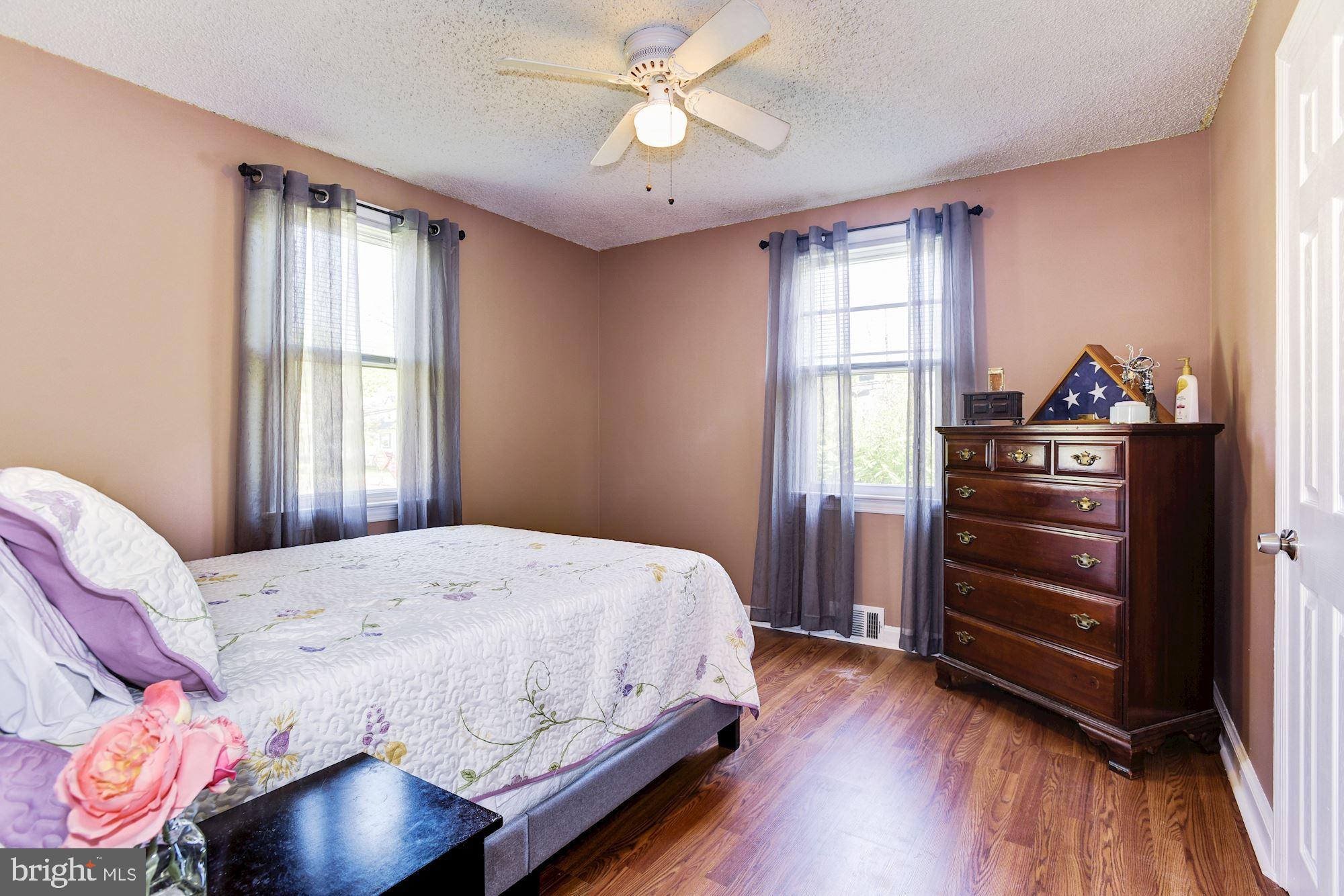 211 West Mill Road Maple Shade, NJ 08052 - Photo 22 of 33