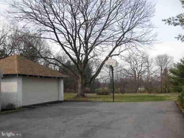 2008 West Trindle Road Carlisle, PA 17013 - Photo 21 of 22 Gallery Image 21