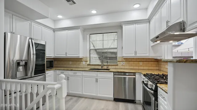 $825,000 | 942 South Ash Avenue, Unit 103, Tempe, AZ 85281