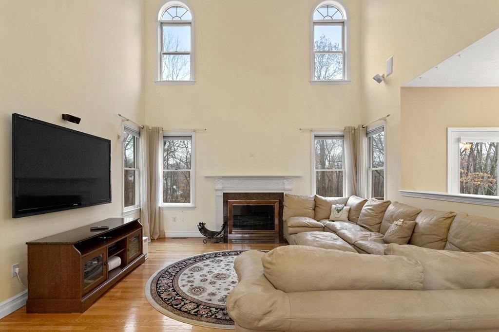77 O'Grady Road Marlborough, MA 01752 - Photo 7 of 36 Gallery Image 7