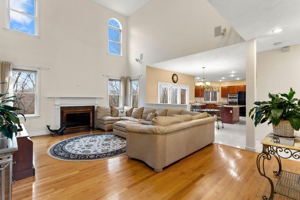 77 O'Grady Road Marlborough, MA 01752 - Photo 8 of 36 Gallery Image 8