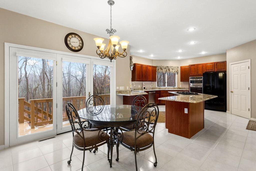 77 O'Grady Road Marlborough, MA 01752 - Photo 10 of 36 Gallery Image 10