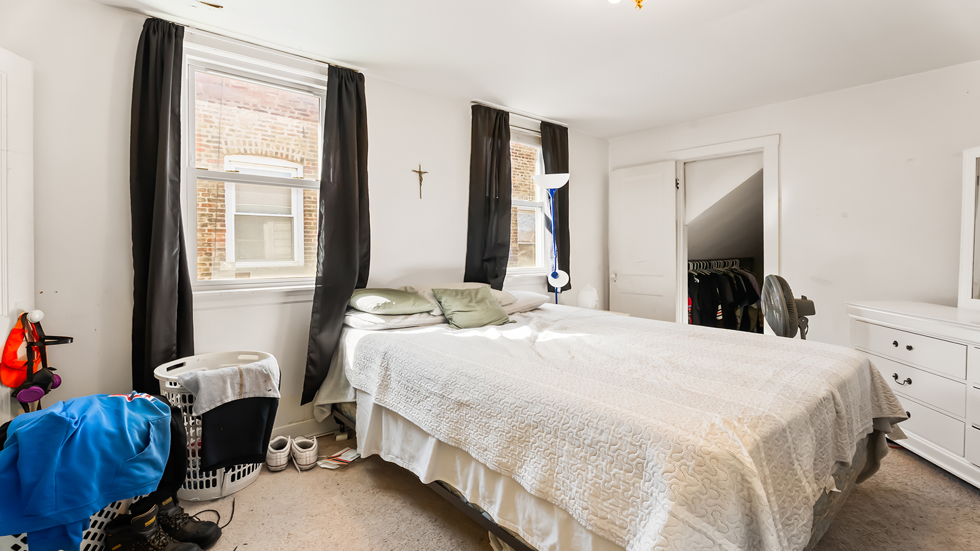 4541 North Harding Avenue Chicago, IL 60625 - Photo 22 of 37