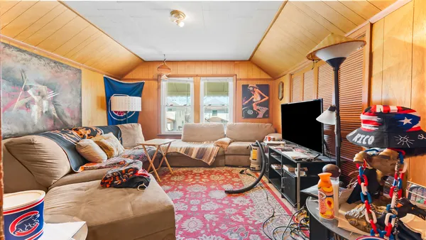 $325,000 | 4541 North Harding Avenue, Chicago, IL 60625