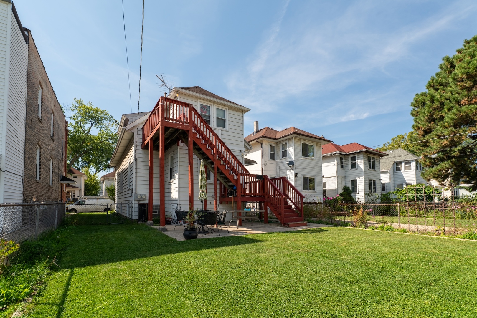 4541 North Harding Avenue Chicago, IL 60625 - Photo 32 of 37