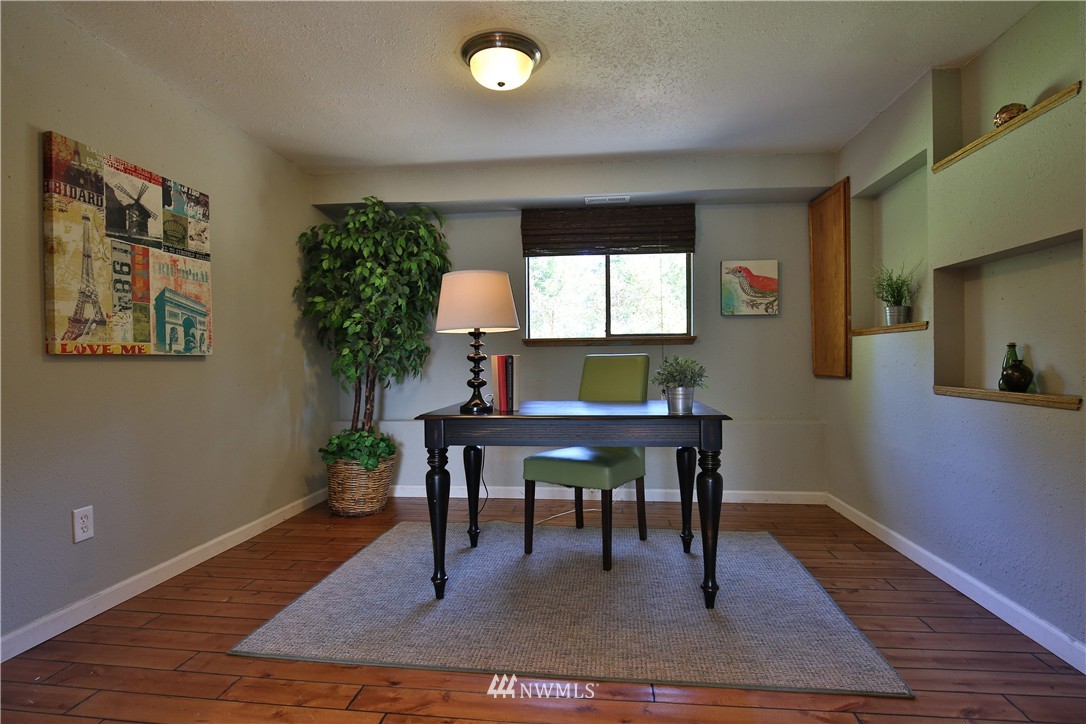 10800 Ridge Rim Trail Southeast Port Orchard, WA 98367 - Photo 11 of 25 Gallery Image 11