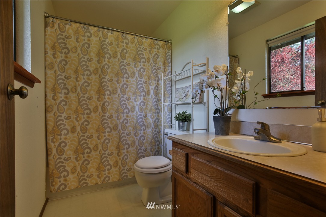 10800 Ridge Rim Trail Southeast Port Orchard, WA 98367 - Photo 14 of 25 Gallery Image 14