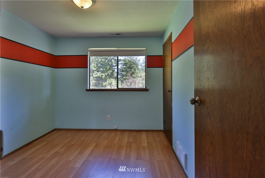 10800 Ridge Rim Trail Southeast Port Orchard, WA 98367 - Photo 15 of 25 Gallery Image 15