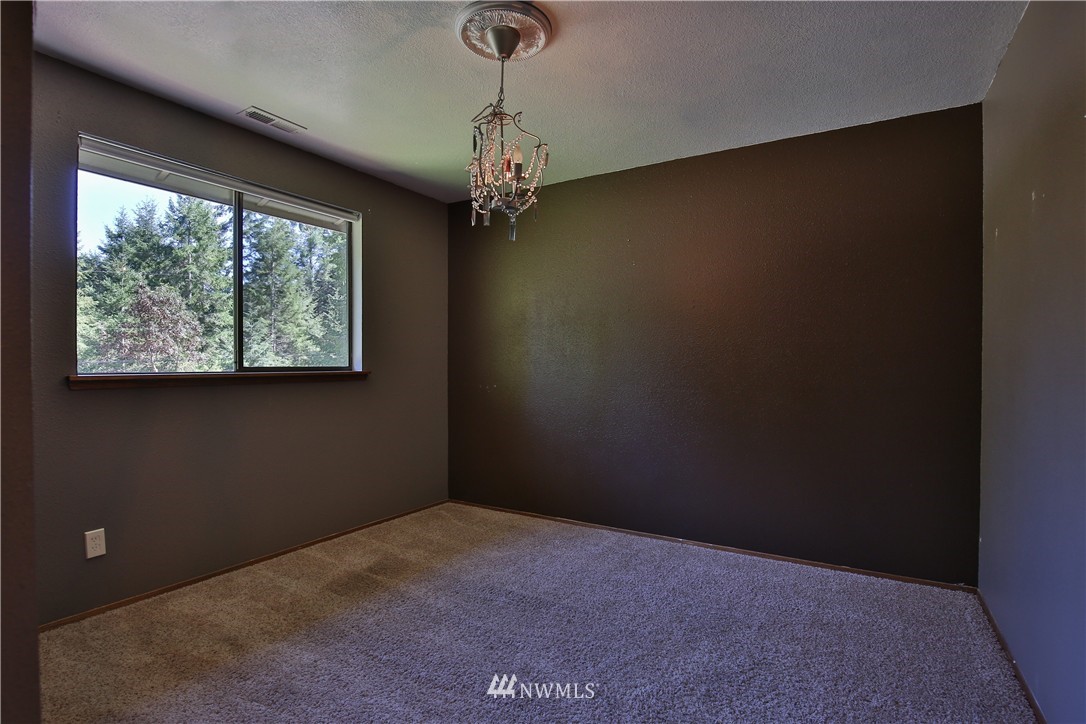 10800 Ridge Rim Trail Southeast Port Orchard, WA 98367 - Photo 17 of 25 Gallery Image 17
