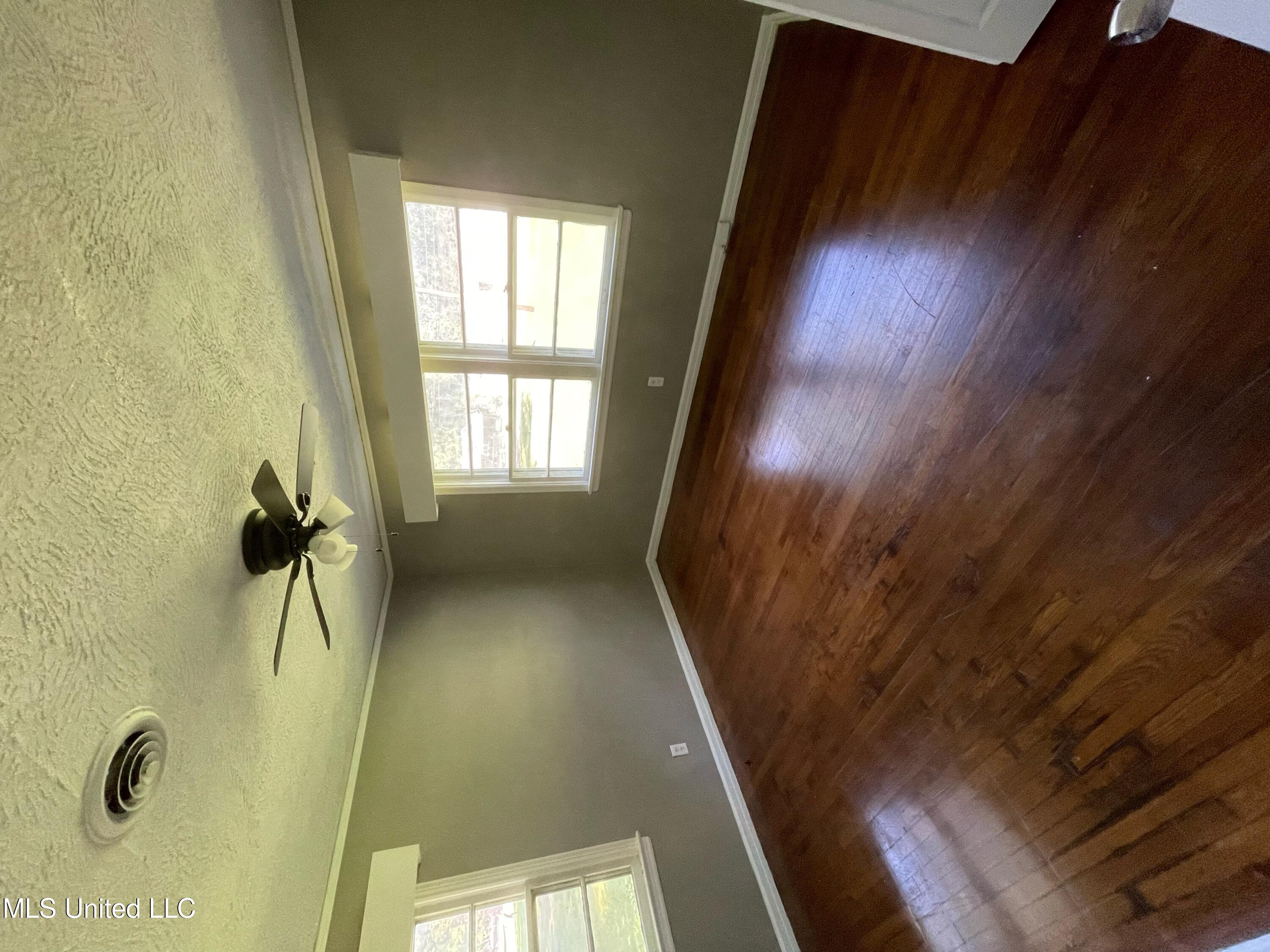 415 Meadow Moss Road Jackson, MS 39206 - Photo 2 of 11 Front