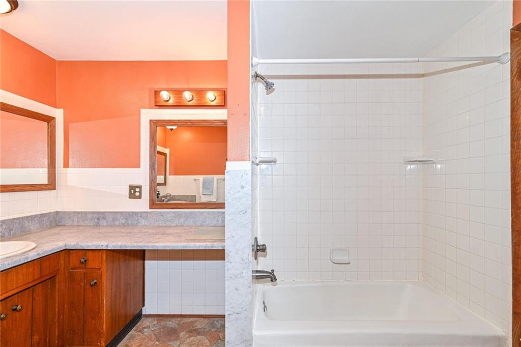 5106 Park Road Anderson, IN 46011 - Photo 20 of 48 Gallery Image 20