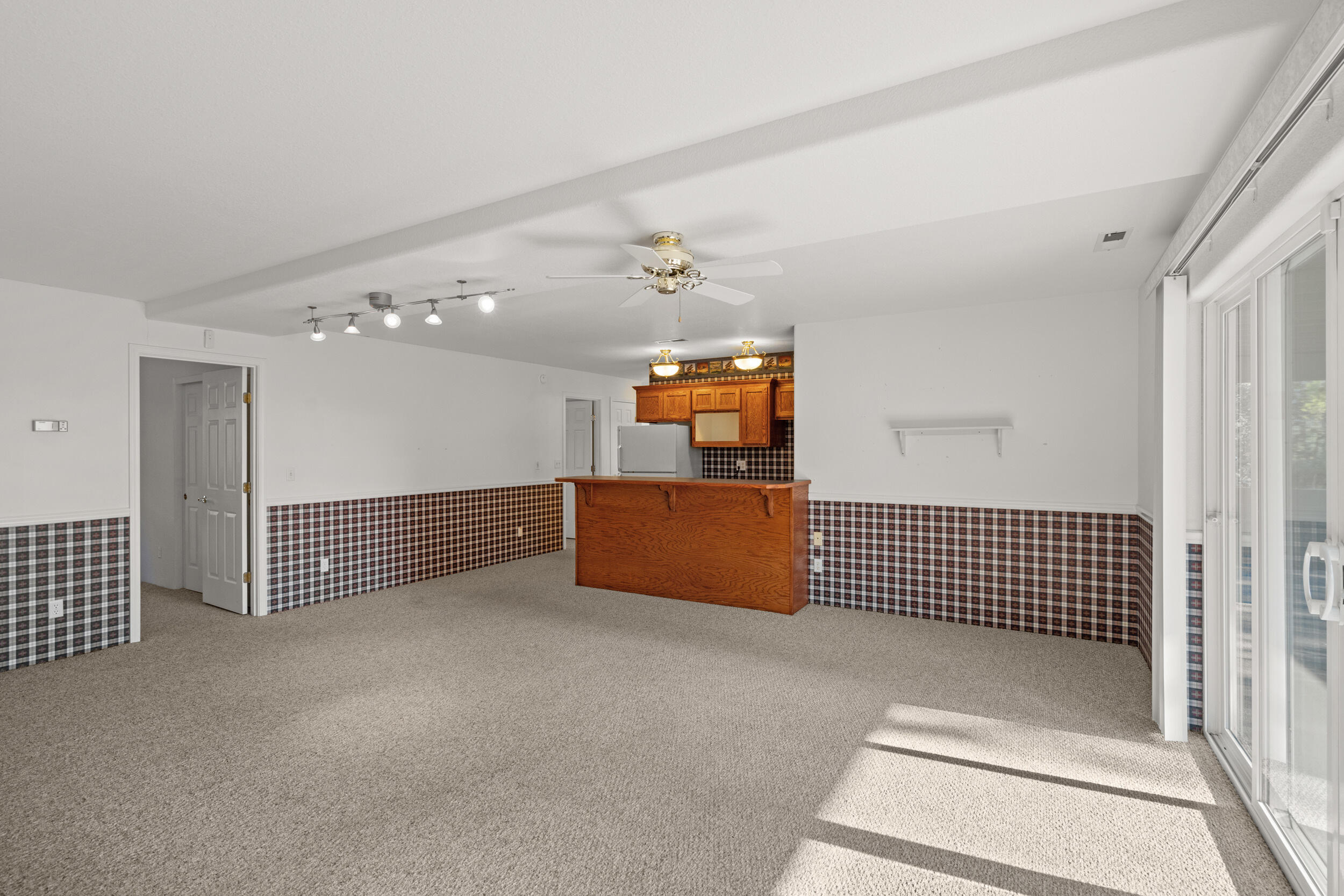 4047 North Roxy Drive Medford, OR 97504 - Photo 60 of 61 4047-n-roxy-dr (paty-and-bryan emrick-sc