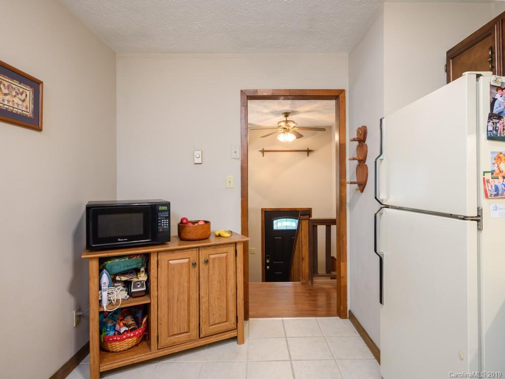 213 Beverly Road Asheville, NC 28805 - Photo 15 of 32 Gallery Image 15