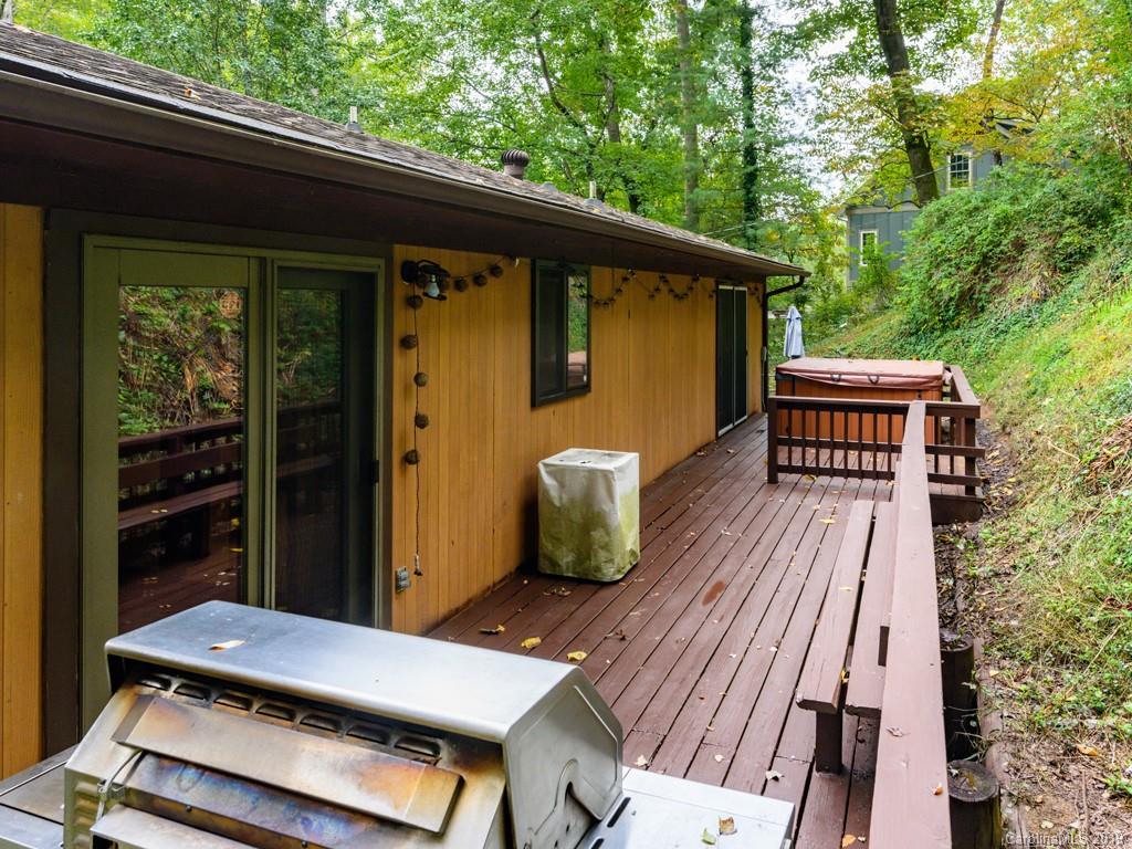 213 Beverly Road Asheville, NC 28805 - Photo 27 of 32 Gallery Image 27