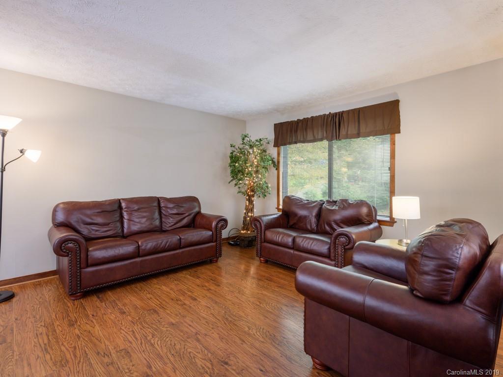 213 Beverly Road Asheville, NC 28805 - Photo 8 of 32 Gallery Image 8