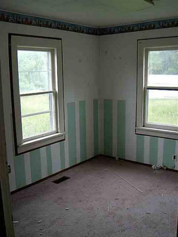 4039 Flushing Road Flint, MI 48504 - Photo 3 of 5 20118858-2.JPG