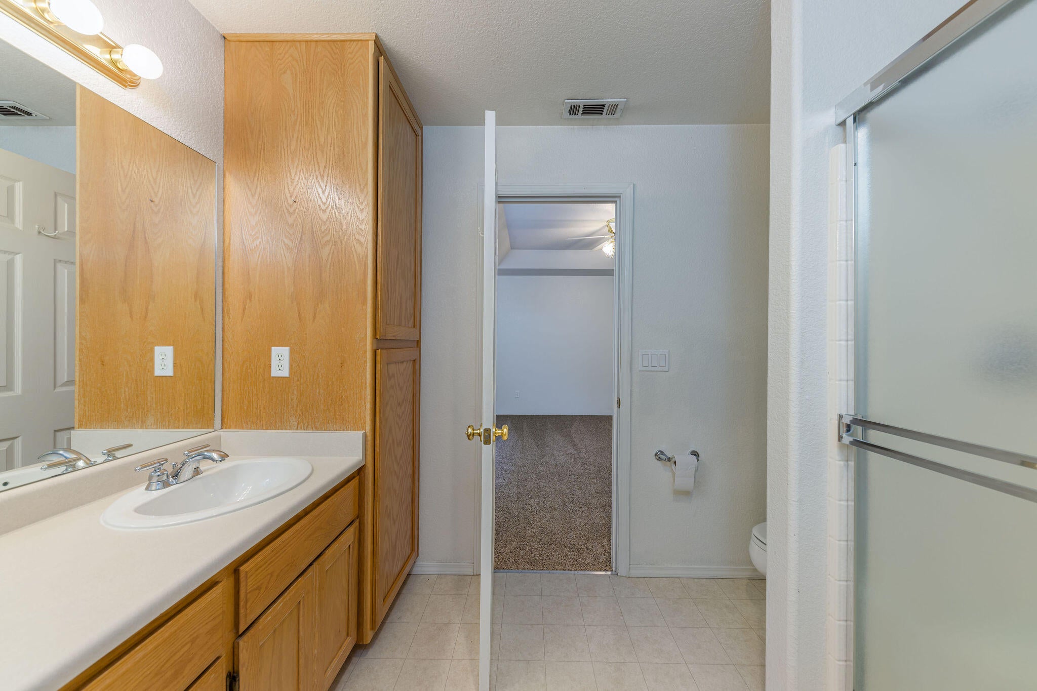 932 Rimrock Circle Medford, OR 97504 - Photo 26 of 43 HD-12