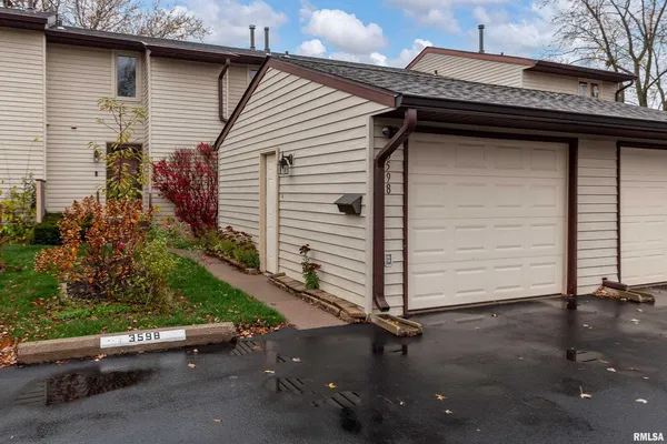 $1,699 | 3598 Cedarwood Court, Bettendorf, IA 52722