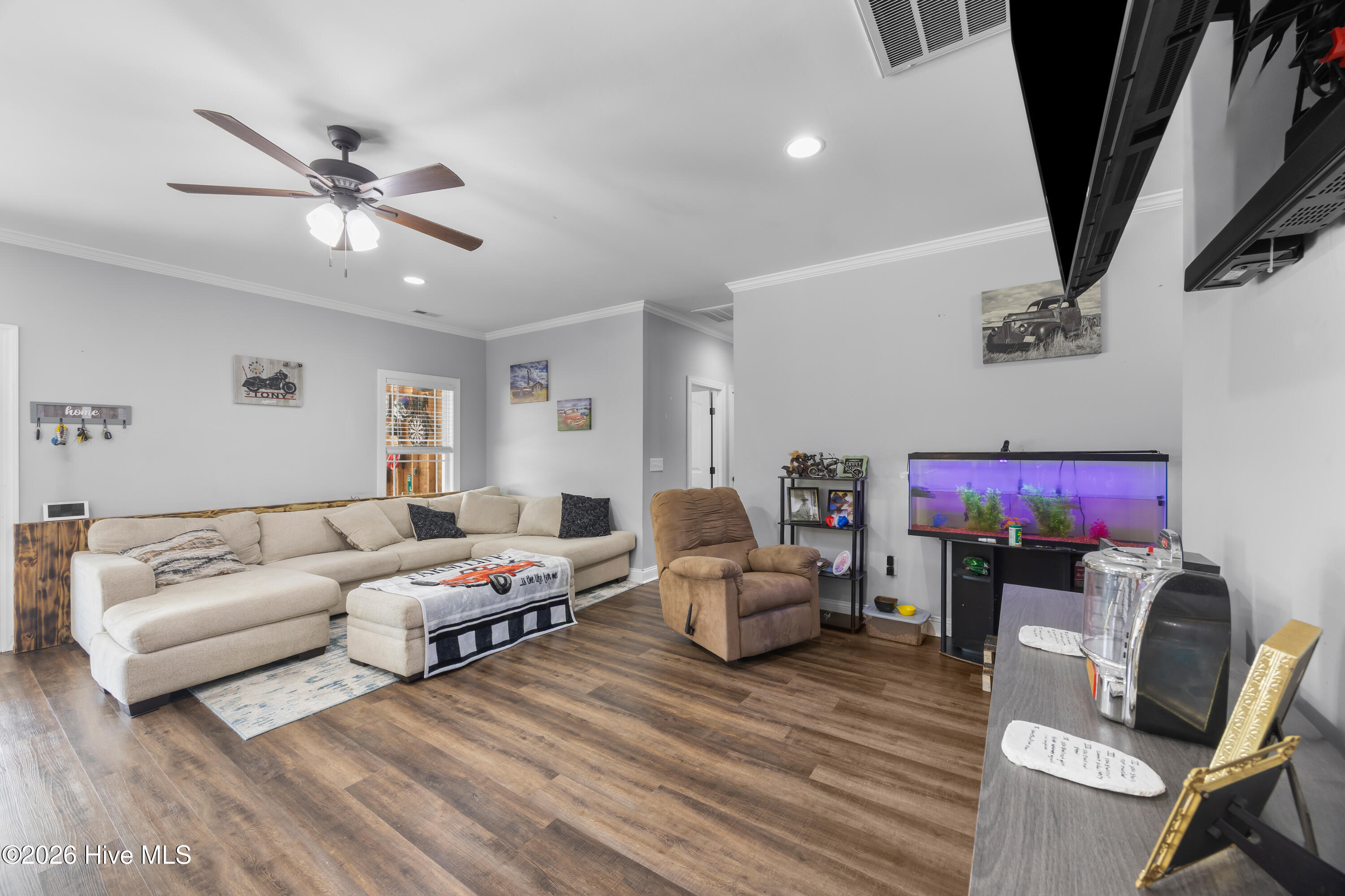 4201 Needmore Road Turkey, NC 28393 - Photo 18 of 77 18_living room