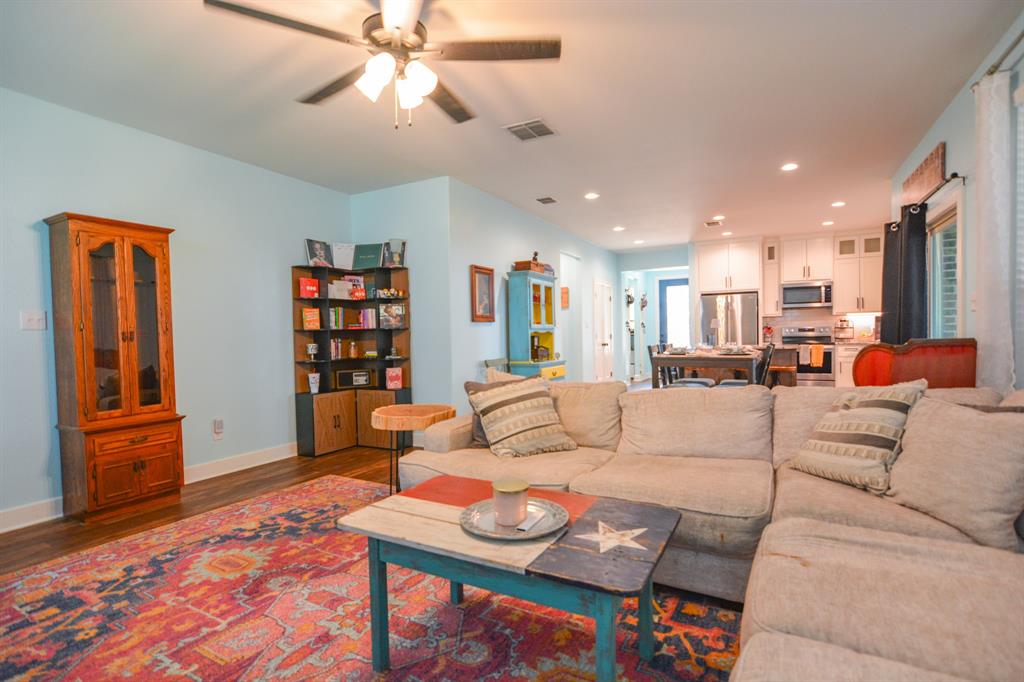 601 Mathew Street Grandview, TX 76050 - Photo 15 of 38