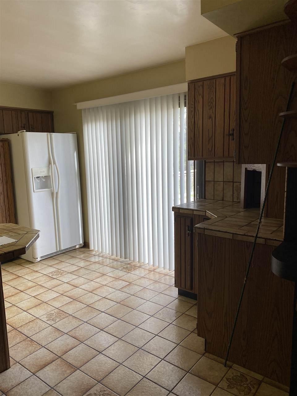 3477 Van Campen Road Flint, MI 48507 - Photo 8 of 31 50028401-7.JPG