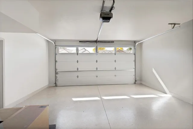 a view of a garage
