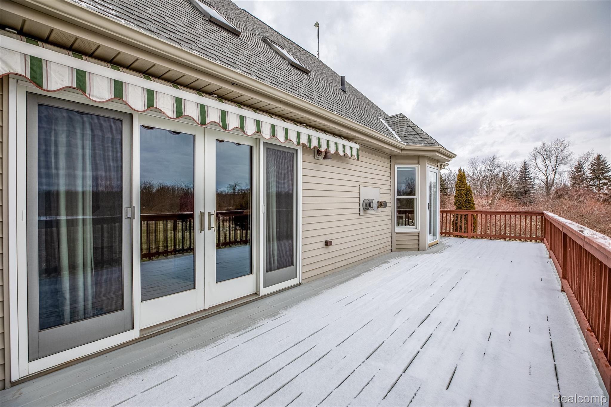 79580 Hipp Road Romeo, MI 48065 - Photo 36 of 97 37.Deck
