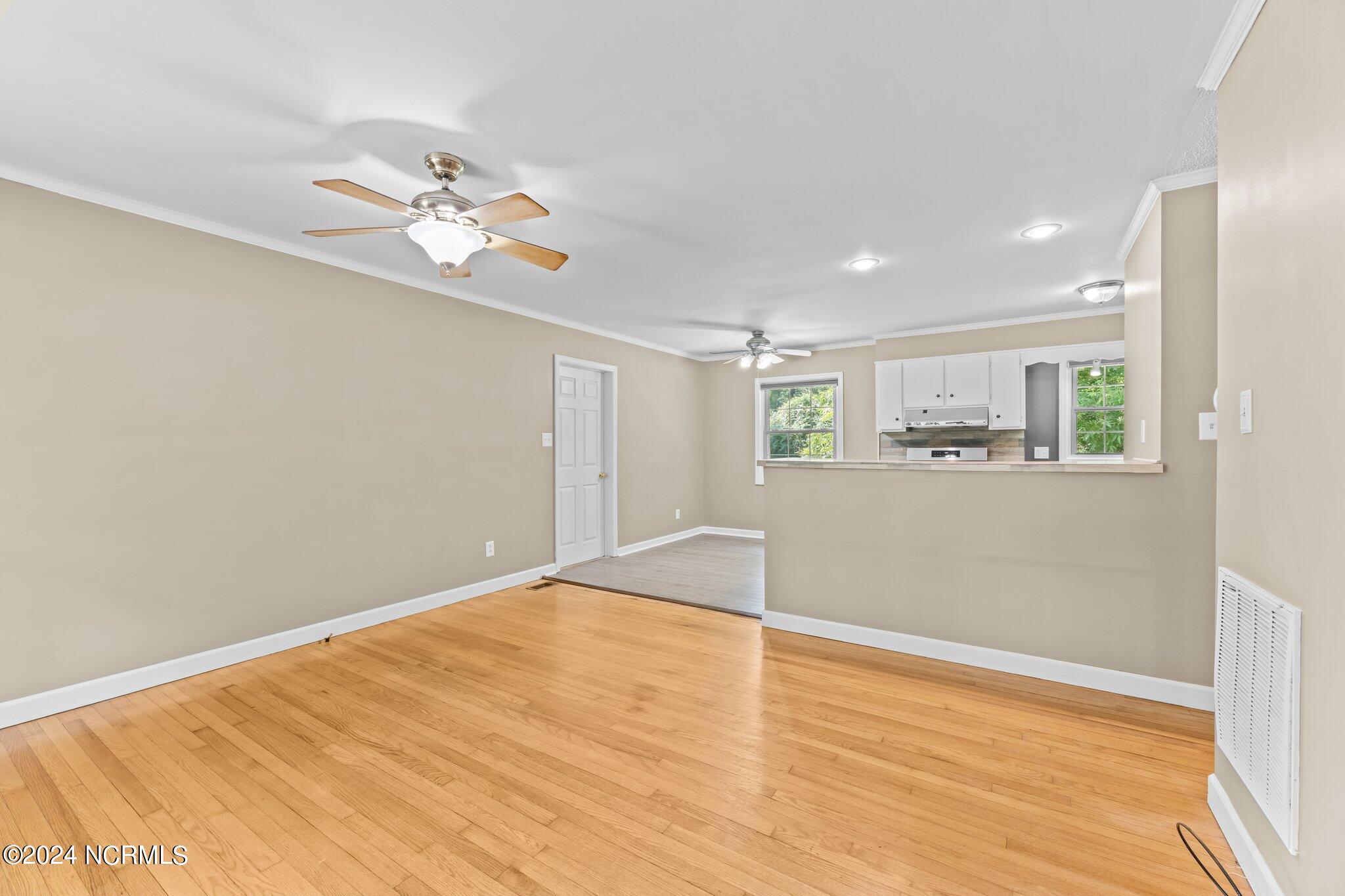 1045 Scott Town Road New Bern, NC 28560 - Photo 20 of 37 Gallery Image 20