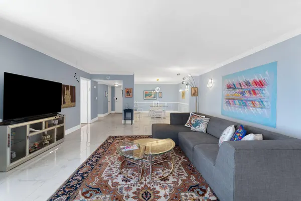 $5,000 | 111 North Pompano Beach Boulevard, Unit 1403, Pompano Beach, FL 33062