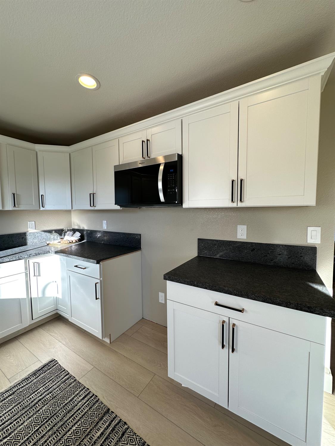 6237 Claus Road Riverbank, CA 95367 - Photo 5 of 19