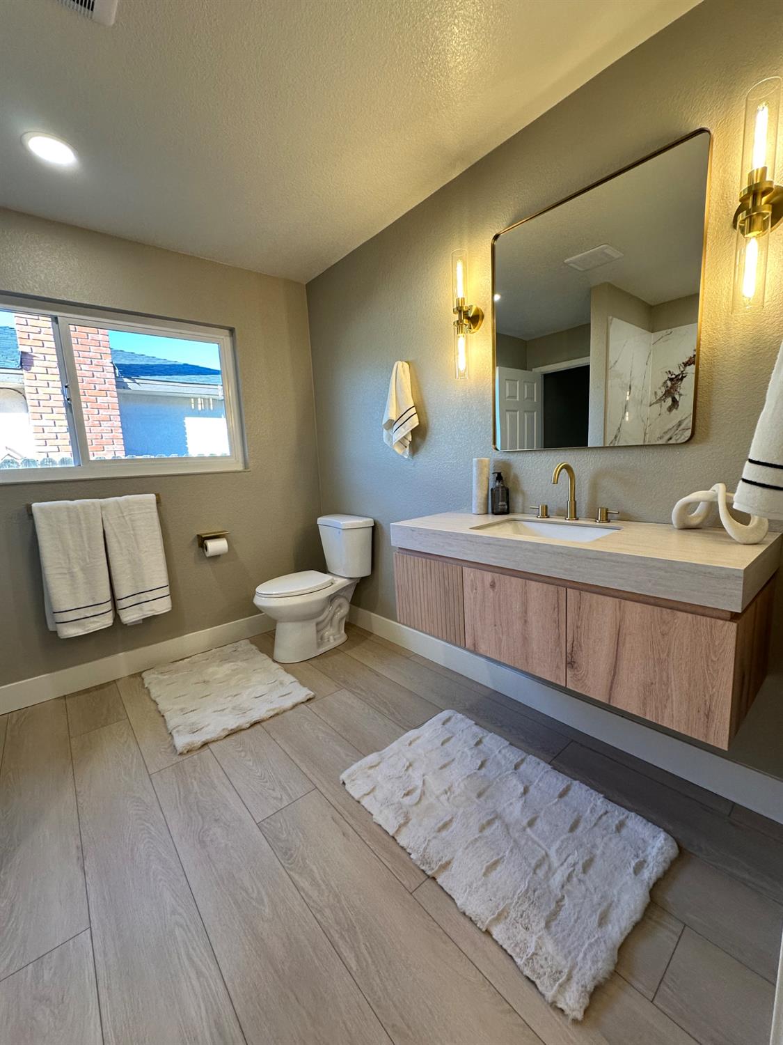 6237 Claus Road Riverbank, CA 95367 - Photo 10 of 19