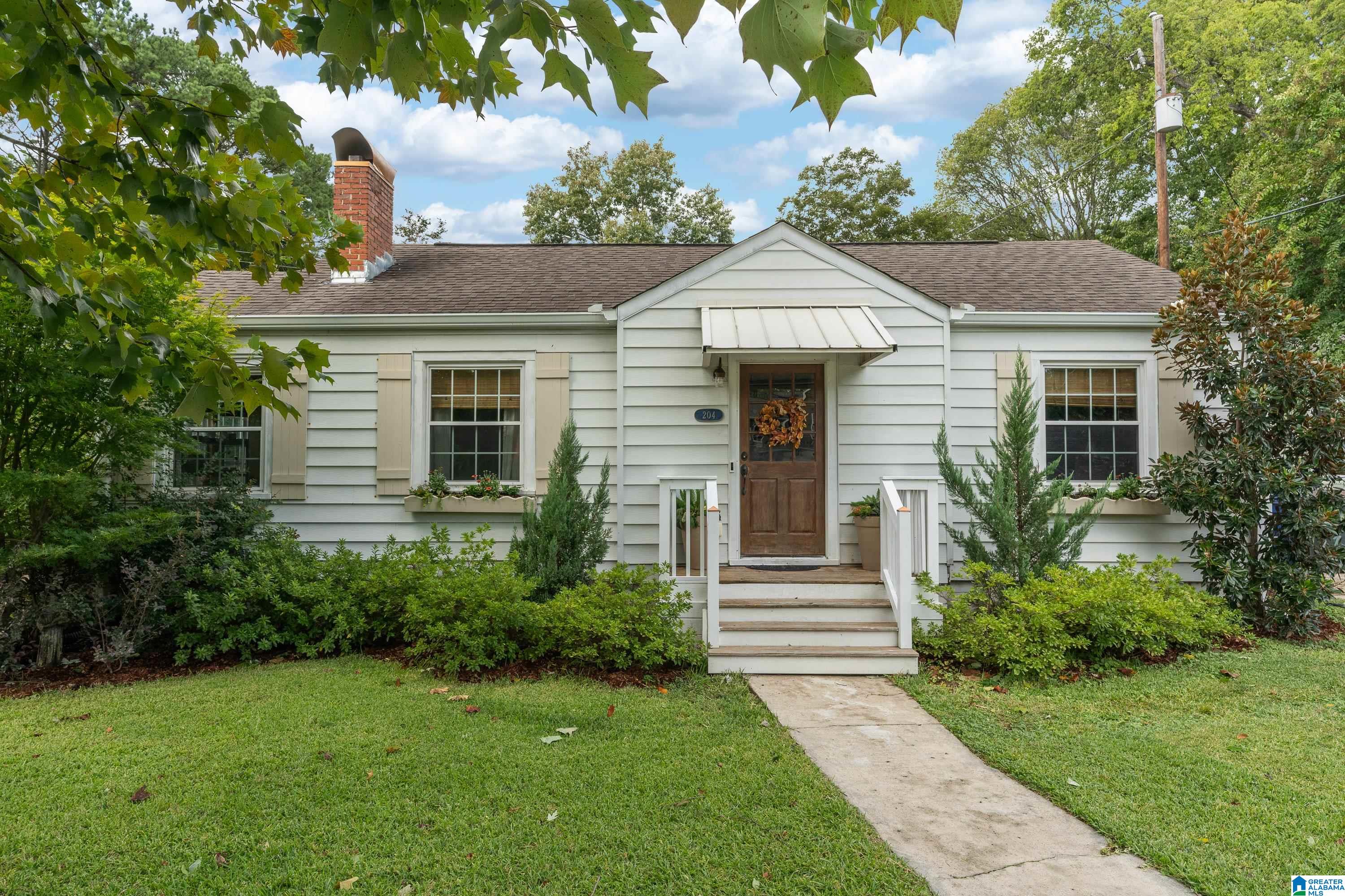 204 Theda Street Birmingham, AL 35209 - Photo 2 of 29