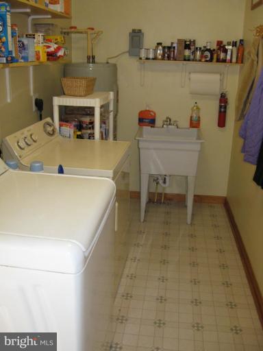 21682 Tanyard Road Preston, MD 21655 - Photo 2 of 16 Laundry Area 1