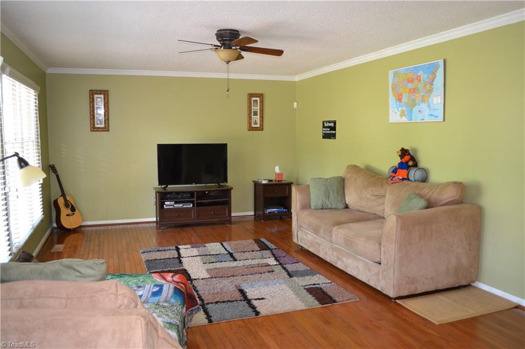 4212 Braddock Road High Point, NC 27265 - Photo 13 of 30 Gallery Image 13