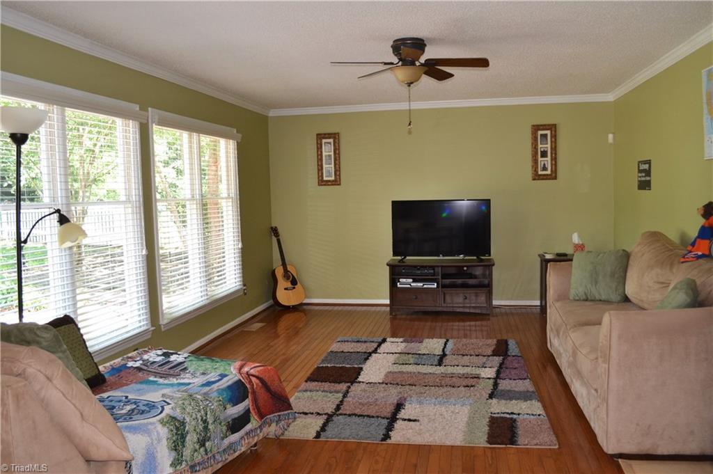 4212 Braddock Road High Point, NC 27265 - Photo 14 of 30 Gallery Image 14