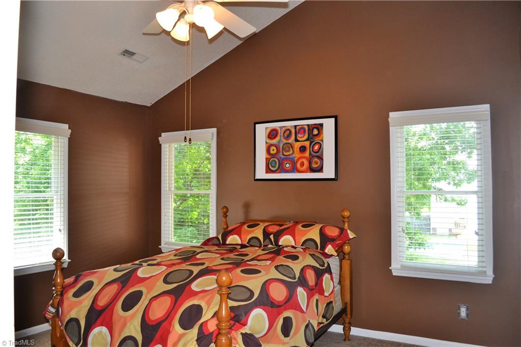 4212 Braddock Road High Point, NC 27265 - Photo 16 of 30 Gallery Image 16