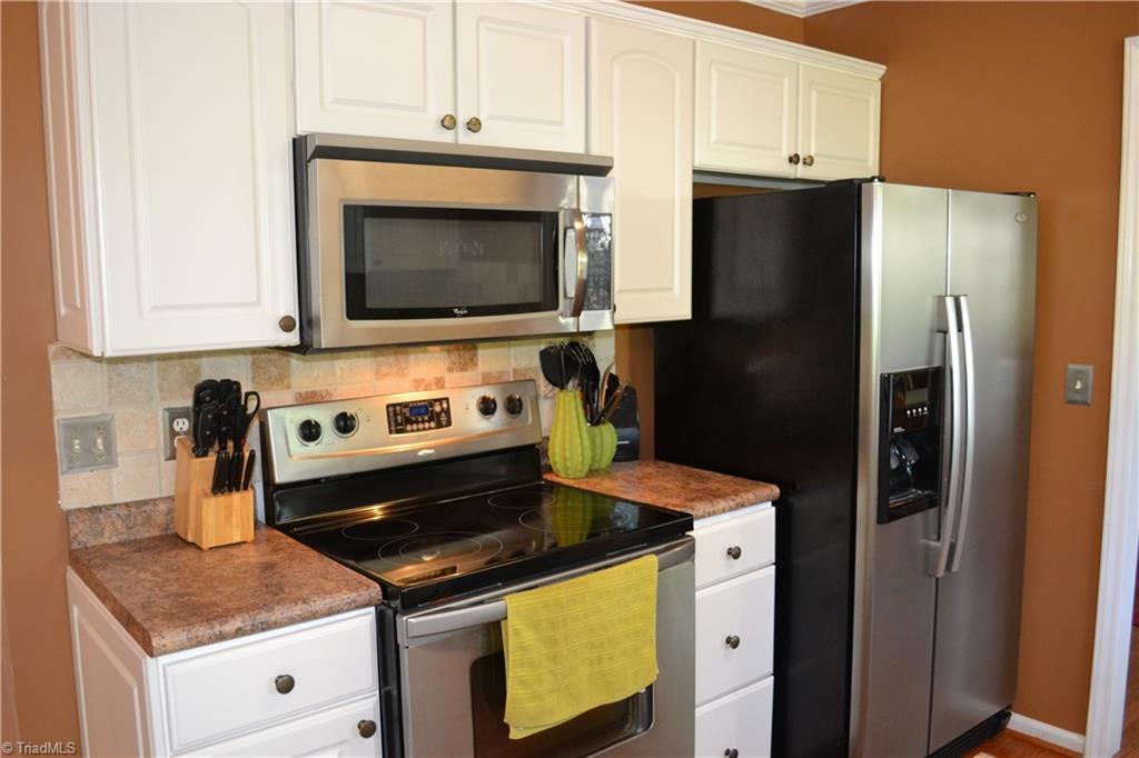 4212 Braddock Road High Point, NC 27265 - Photo 8 of 30 Gallery Image 8
