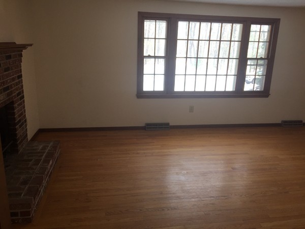 61 Tadmuck Road Westford, MA 01886 - Photo 10 of 22 Gallery Image 10