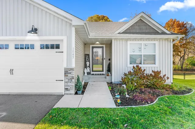 $450,000 | 1045 Bellaire Boulevard Northwest, Isanti, MN 55040