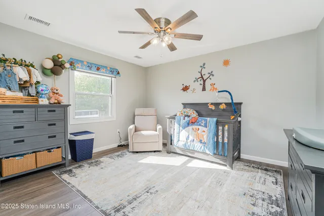 $899,888 | 383 Woodrow Road | Arden Heights