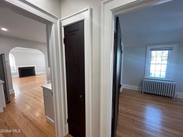 $359,900 | 1971 Nott Street, Niskayuna, NY 12309