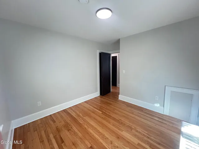 $359,900 | 1971 Nott Street, Niskayuna, NY 12309