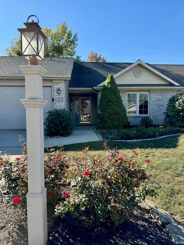 $233,000 | 7435 Glen Gelder Circle West, Fort Wayne, IN 46804