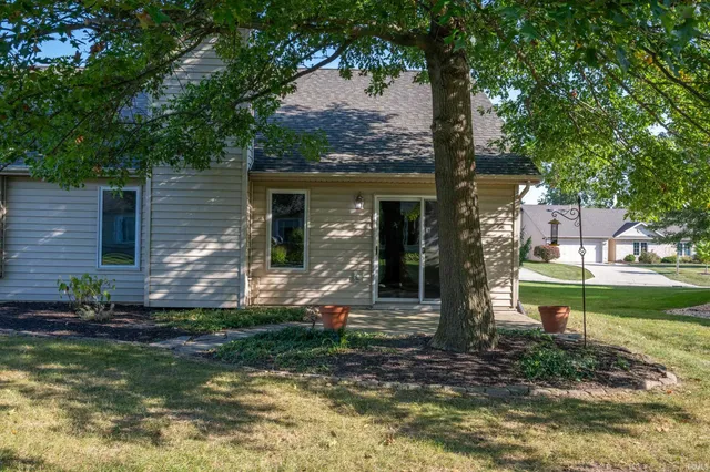 $233,000 | 7435 Glen Gelder Circle West, Fort Wayne, IN 46804