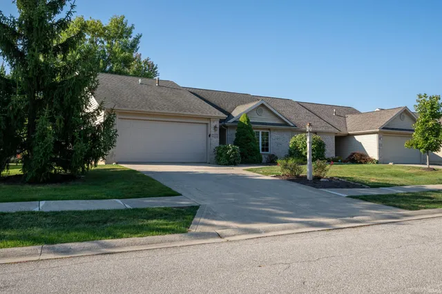 $233,000 | 7435 Glen Gelder Circle West, Fort Wayne, IN 46804