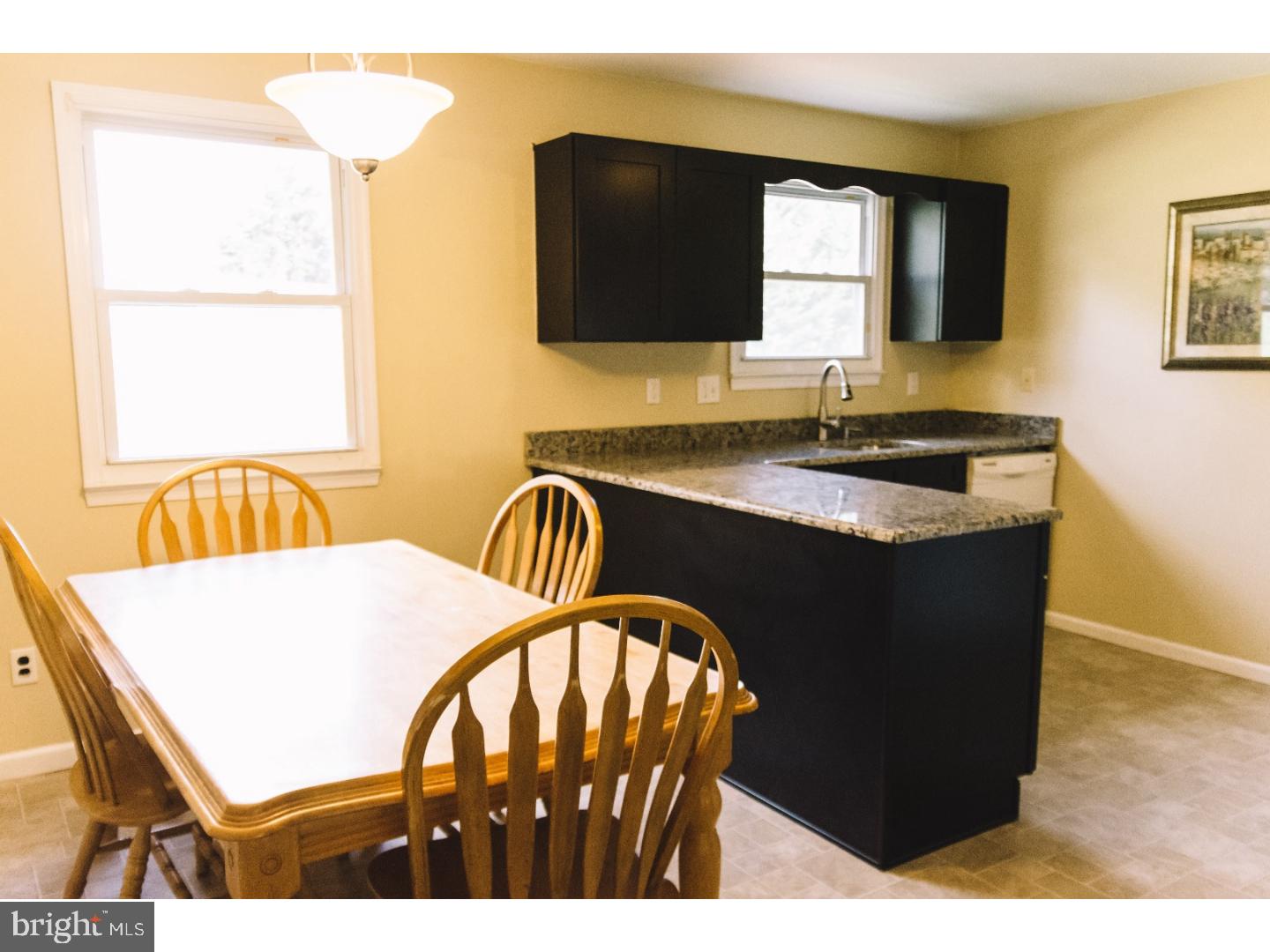 842 Stephen Road Warminster, PA 18974 - Photo 8 of 21 Gallery Image 8