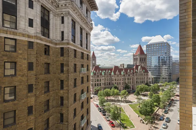 $1,495 | 350 St Peter Street, Unit 802, St. Paul, MN 55102