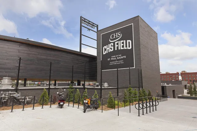 $1,495 | 350 St Peter Street, Unit 802, St. Paul, MN 55102